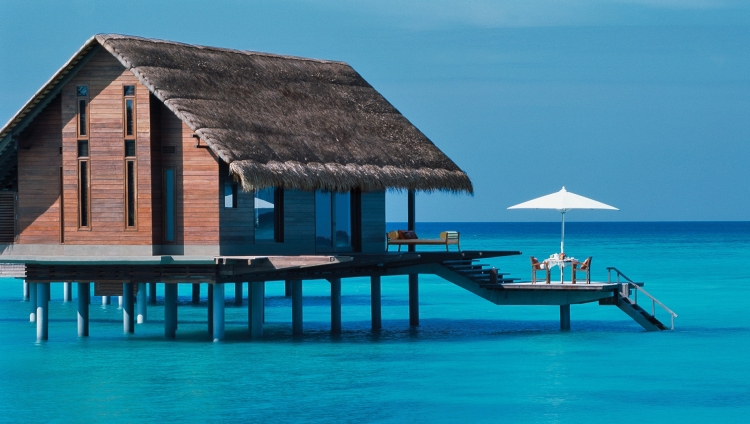 One & Only Reethi Rah - Water Villa Exterior